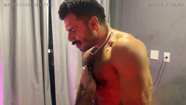 Trailer com Dave Scorpio