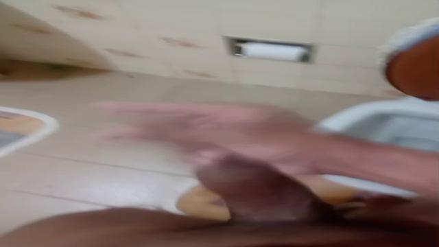 Parrudo delícia 69 anos dando muito leite inédito 