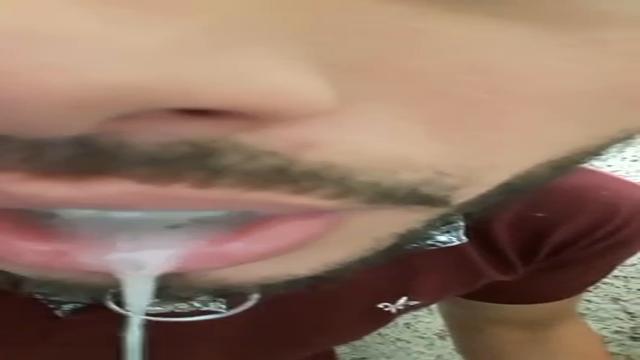 A leitão grosso dele 