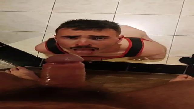 Suck kid 