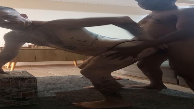 Negão caminhoneiro, comedor que gosta de engravidar ...