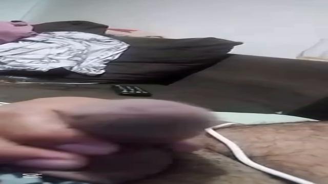 Vídeo inédito desse caminhoneiro .. se buscar encont...