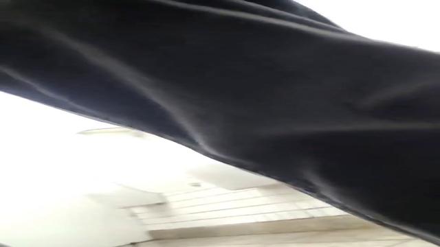 Mamando e dando de mamar! Até o comissário veio