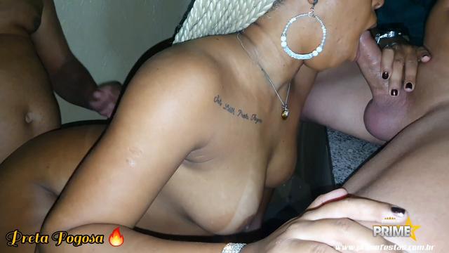 PRETA GOSTOSA NO HOTEL GIRASSOL