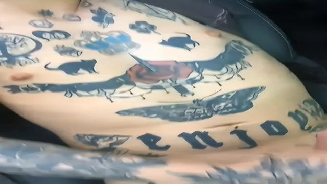 DANDO UMA ALIVIADA NO CARRO