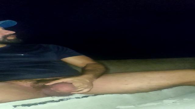 Mijao na praça 
