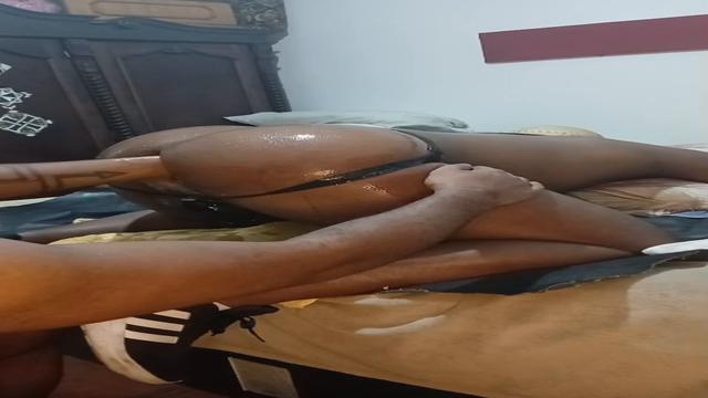 PENSA EM UM NEGÃO GOSTOSO