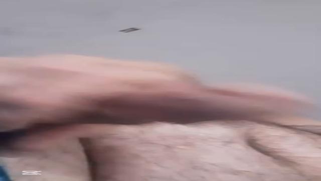 Mais um vídeo inédito dele .. esse coroa é lindo dem...