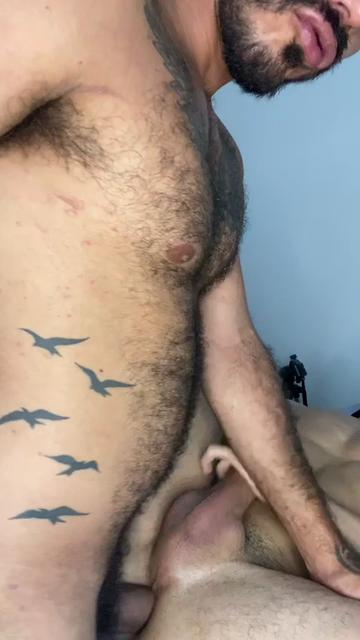 O novinho todo grandão 