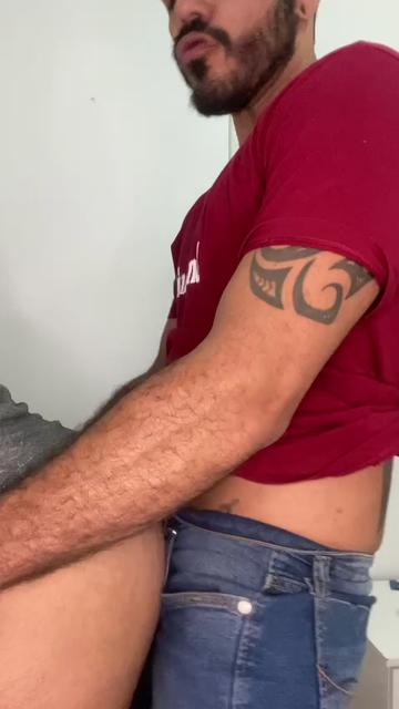 O pedreiro rabudo 