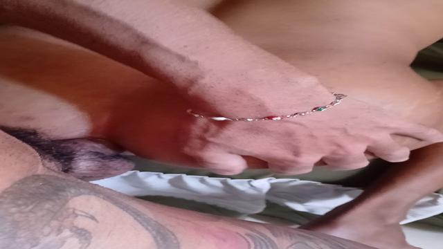 Vem dar sua cuceta pra mim putinho...