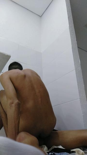 Safadinho com o Eletricista no apartamento em reforma