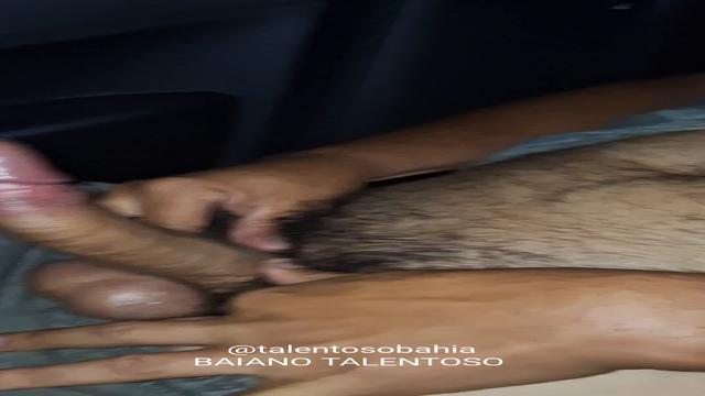 NESTE DOMINGO PASSEI EM UM BARZINHO NA MOOCA VI QUE ...