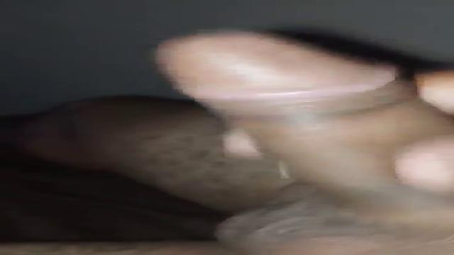 3° dele - Vovô  Jander 66 anos batendo uma e gozando...
