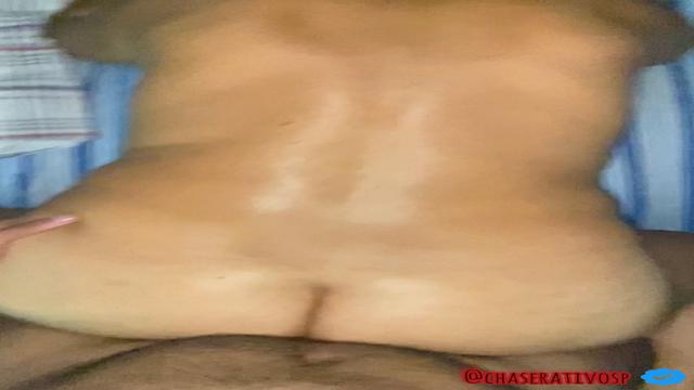 Gringo safado levou rola e ganhou leite 