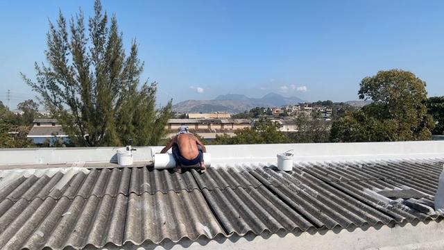 Dando uma gozada na obra 