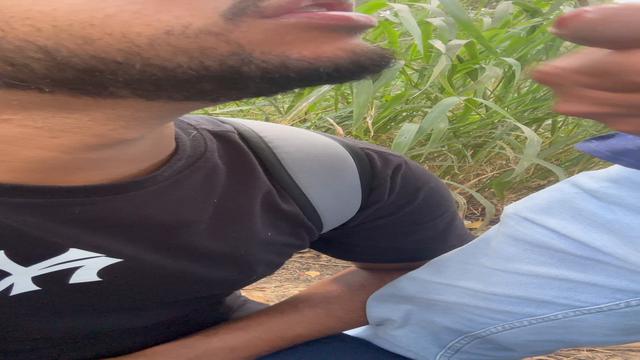 Casado leitou forte na minha boca 