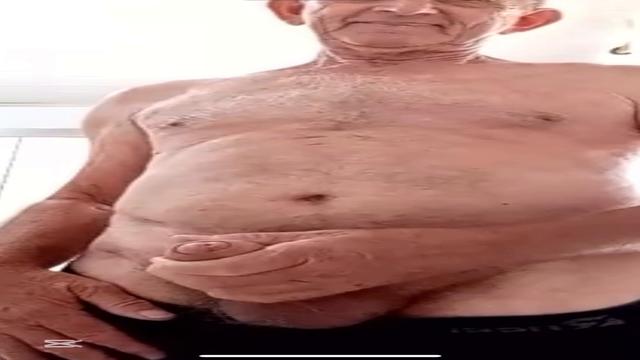 Mais dele inédito .. sempre bate aquela gostosa pica...