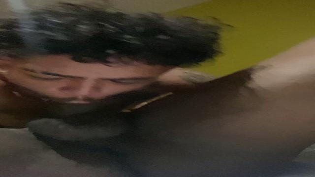 Mamando negão cavalão, assine pra ver completo