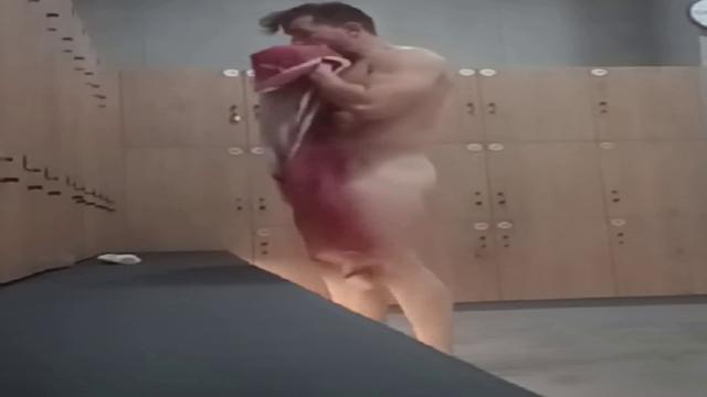 Spy Men's Locker Room 161