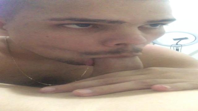 Ele me mamou ?