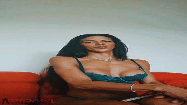 Em casa de boa em live.