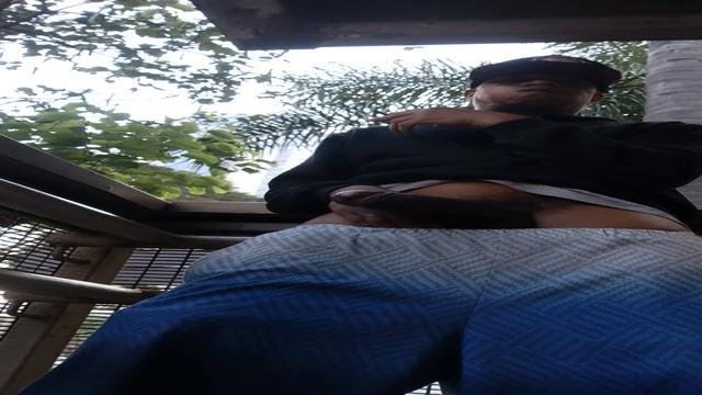 Gozando na passarela ?