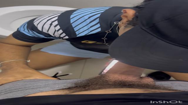 No banheiro da academia