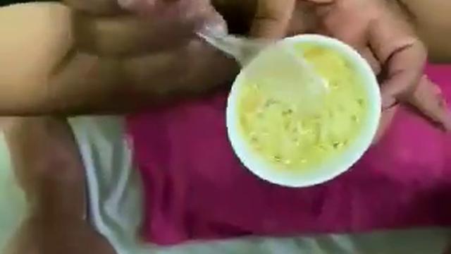 Dei miojo bem temperado pra cadela