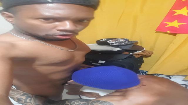 Voltou pra mamar, o brother da academia 