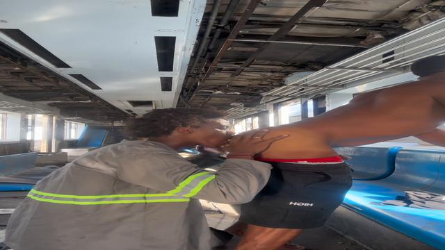 DEI PRO FUNCIONARIO DO METRO