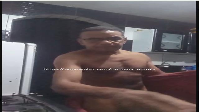 Moreno lindo... vem mais dele por ai