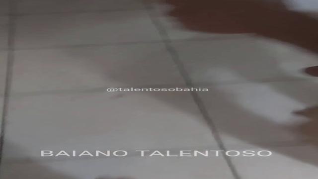 CONHECI HJ MAIS UM MECÂNICO, NUM BARZINHO AQUI PERTO...