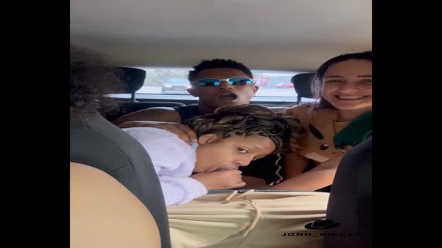 Putaria dentro do Carro com Vicky ménage e Rafa Unic...