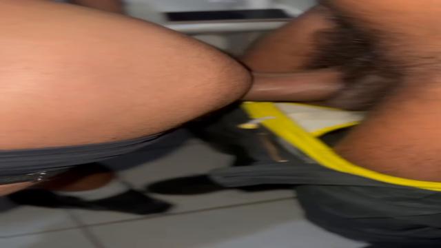 Dando pro pauzudo na Balada em PORTO ALEGRE-RS 