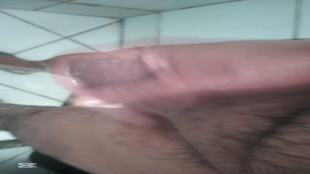 Esse coroa ficou sumido 4 anos e voltou dando uma go...