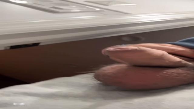 Tem mais vídeos desse coroa aqui .. esse é inédito s...