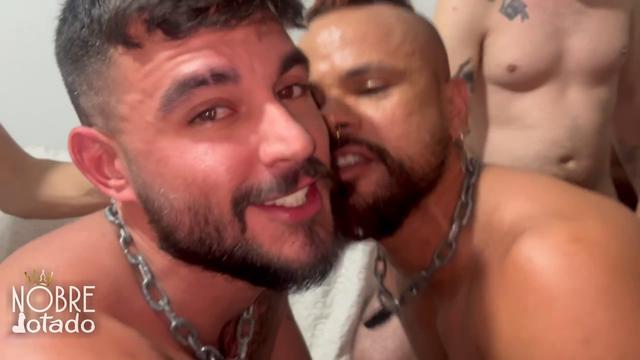 106 Fodi dois Power Bottoms PornStars na suruba