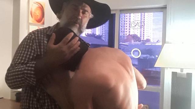 PREPARANDO O GARANHAO 