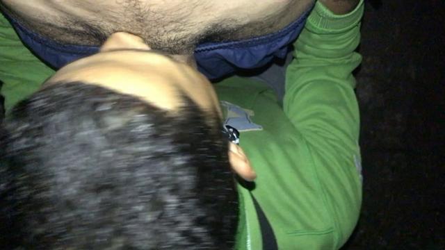 Sucking the new skinny from the big dick in the bush.