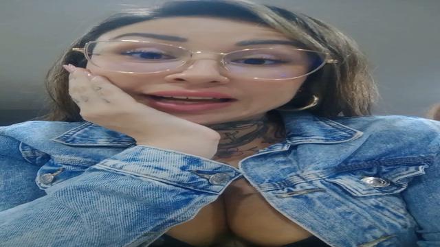 Assina pra ver o que rolou com A SURTADA e Tais Hotwife