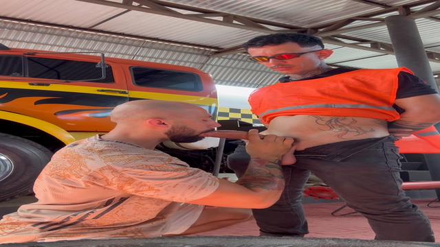 Frentista dotado: Vc quer gasolina comum ou aditivad...