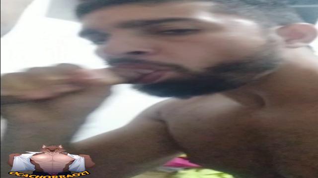 Macho casado
