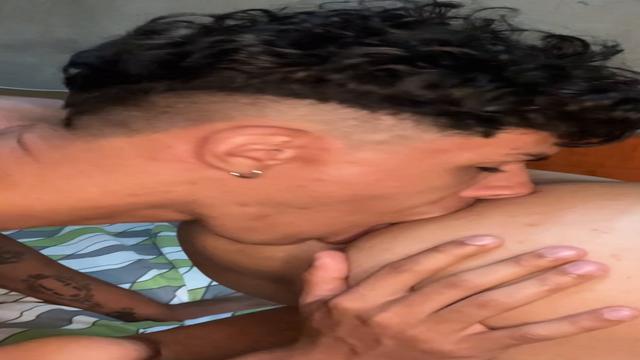 47 Leitei 4 vezes dentro dele 