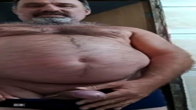 Leite de hoje desse parrudo lindo gostoso.. pica grossa leite delícia essa cueca então que macho INÉDITO 