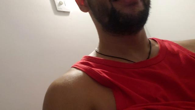 TROCA TROCA COM DESCONHECIDO NA ESCADA DE UM SHOPPING