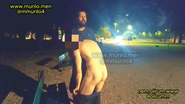 prévia grátis  ... COMI UM GURI SARADO DURANTE A  PARADA GAY 2025