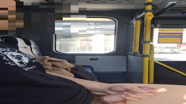 Leitada no busão