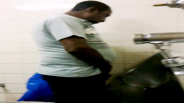 Pissing #38