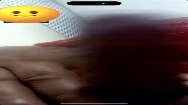 Mais um frentista com tesao batendo uma no banheiro ...